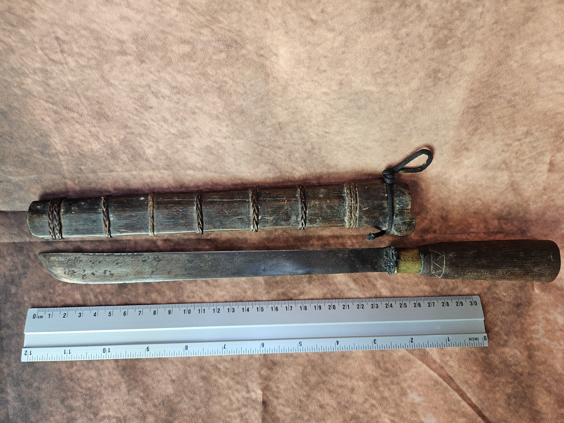 Afrikaans Jungle Mes met Houten Schede