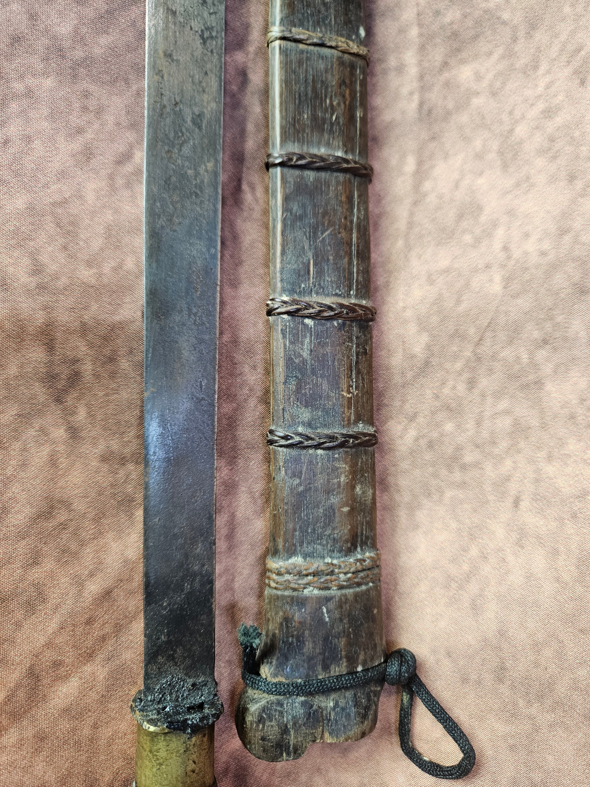 Afrikaans Jungle Mes met Houten Schede