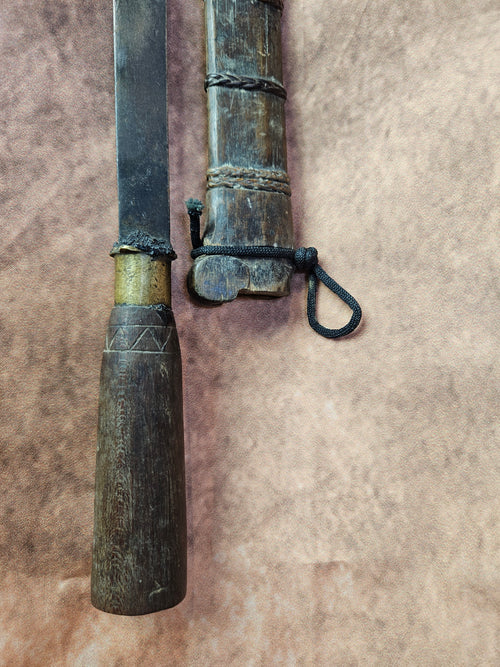 Afrikaans Jungle Mes met Houten Schede