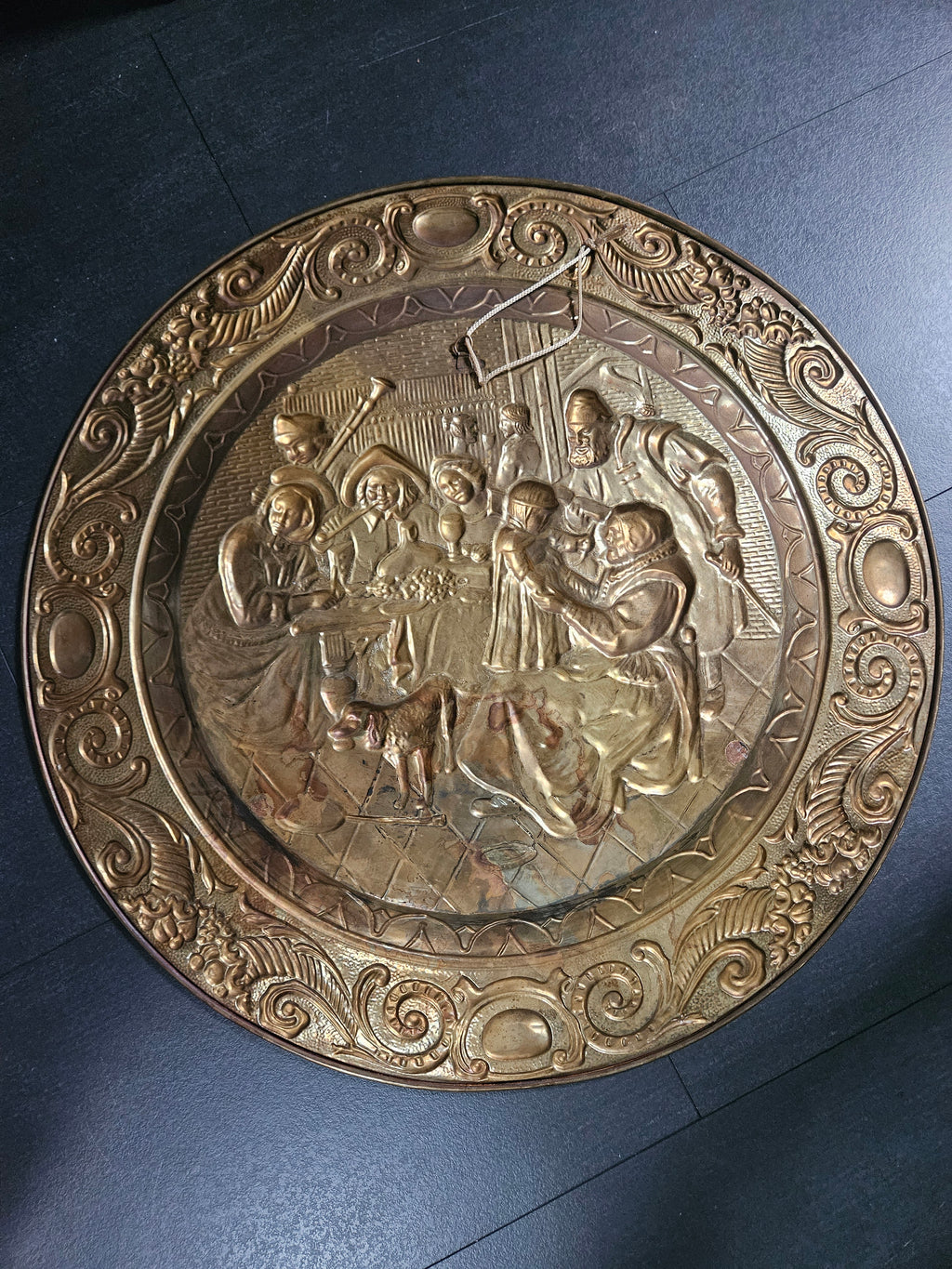 Koperen wandbord - Herberg Tafereel – Ø 72 cm