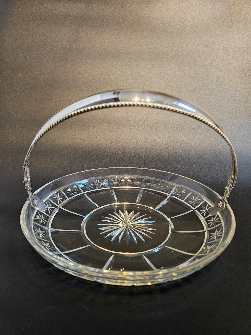 Antiek Kristallen schaaltje met zilveren Hengsel