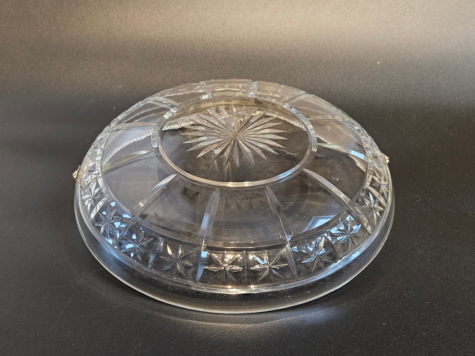 Antiek Kristallen schaaltje met zilveren Hengsel