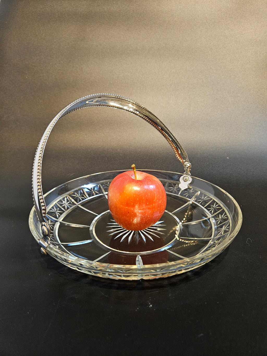 Antiek Kristallen schaaltje met zilveren Hengsel