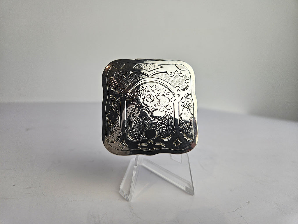 Antieke Zilveren Pepermuntdoosje | Rijk Gegraveerd Rococo of Biedermeier Decor