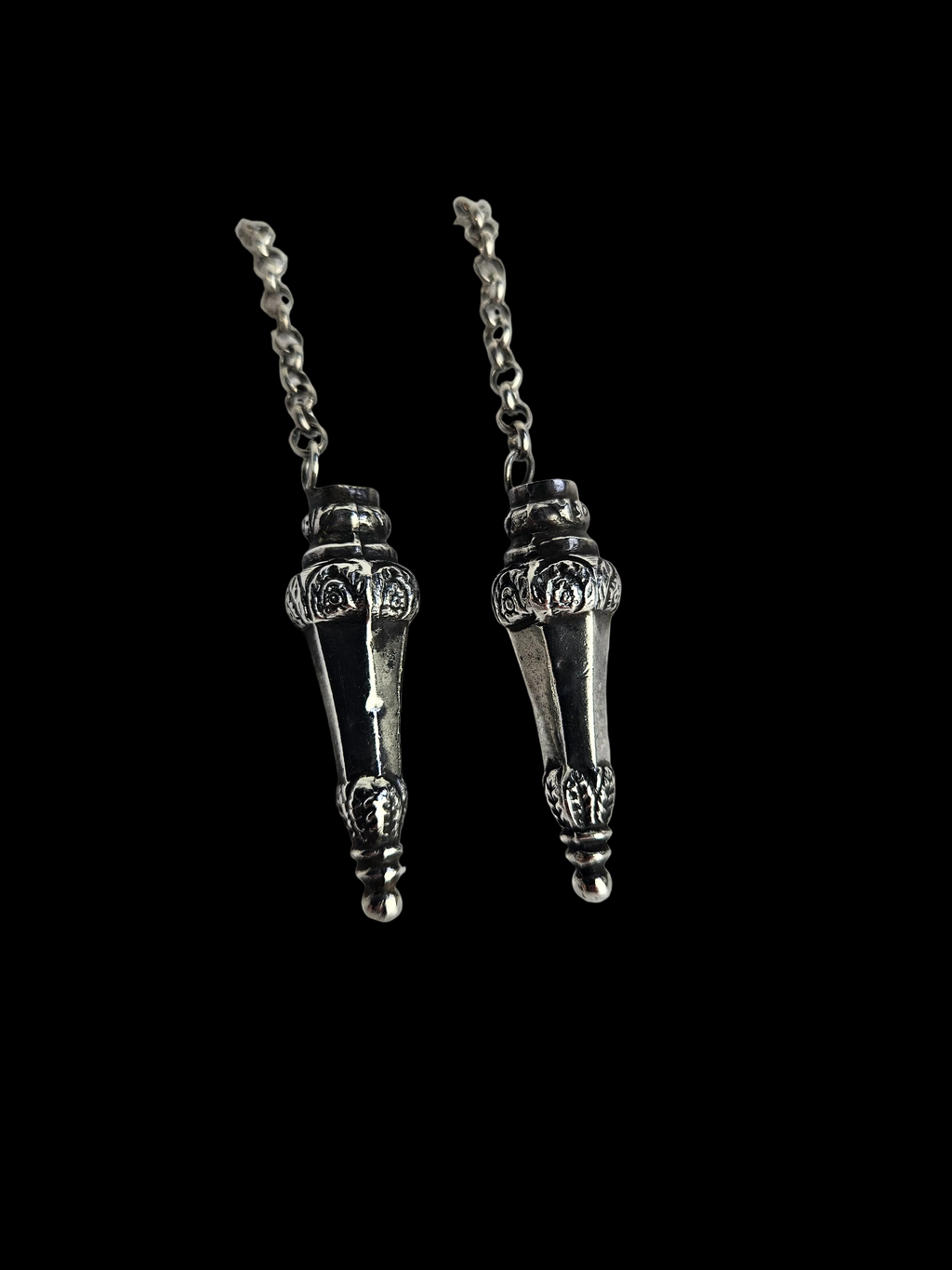 Antieke Zilveren Breipenbeschermers aan Sierlijke Jasseronketting