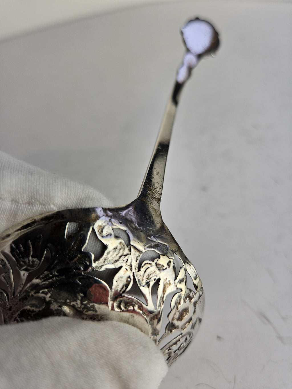 Decoratieve Antieke Zilveren Natfruitschep – Oud-Hollands Decor