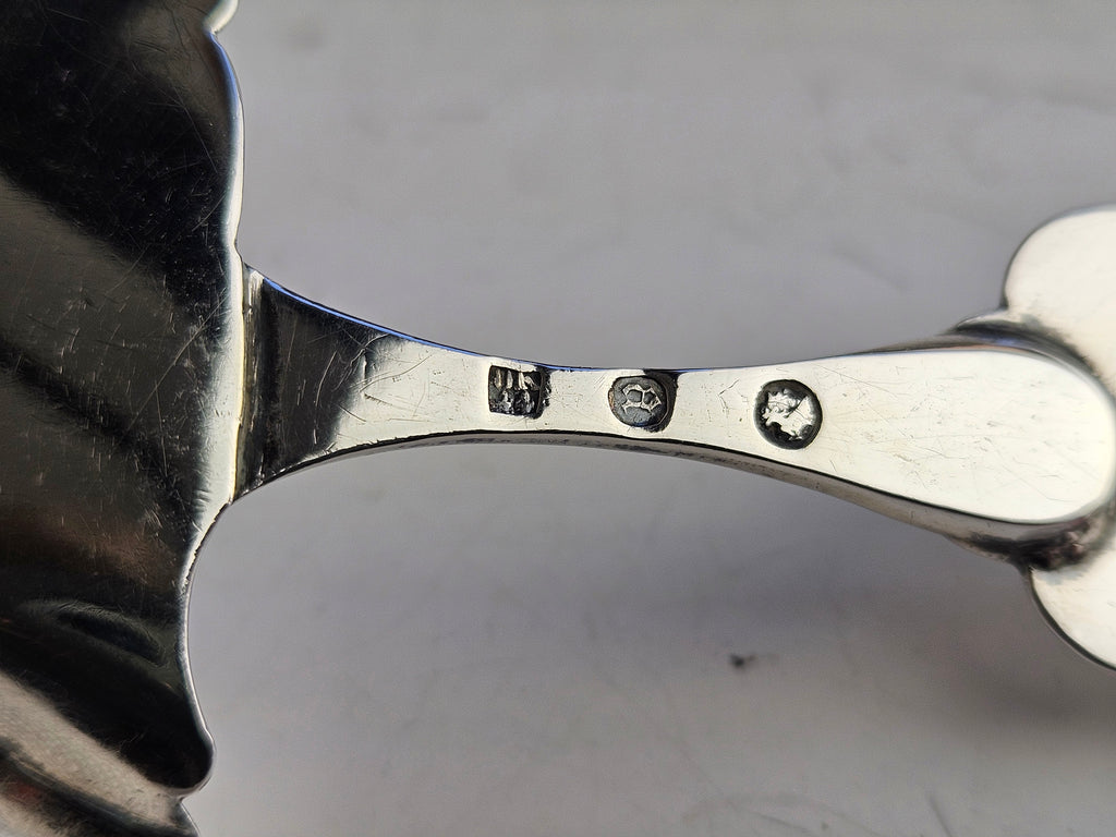 Antieke Zilveren Visschep –  Hollands Vakmanschap - Bestek