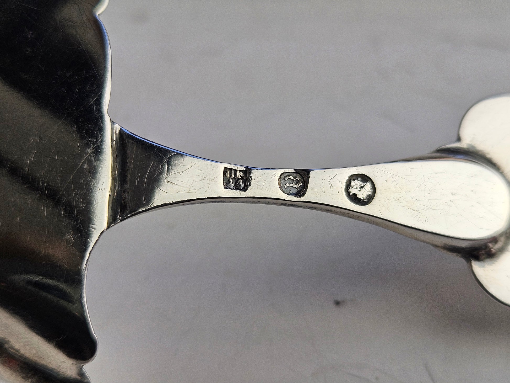 Antieke Zilveren Visschep –  Hollands Vakmanschap - Bestek