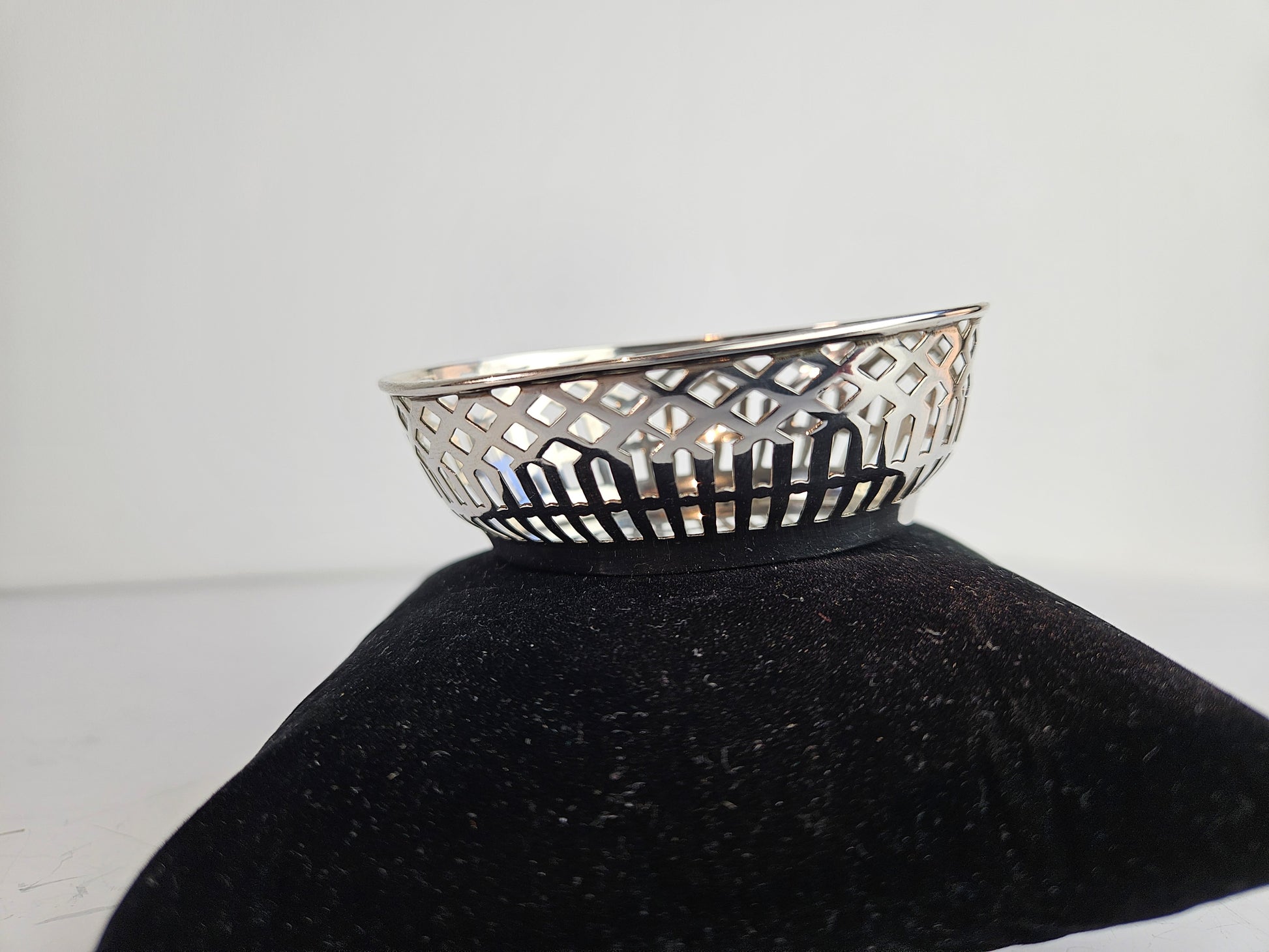 Antiek Zilveren Ajour Bonbonmandje