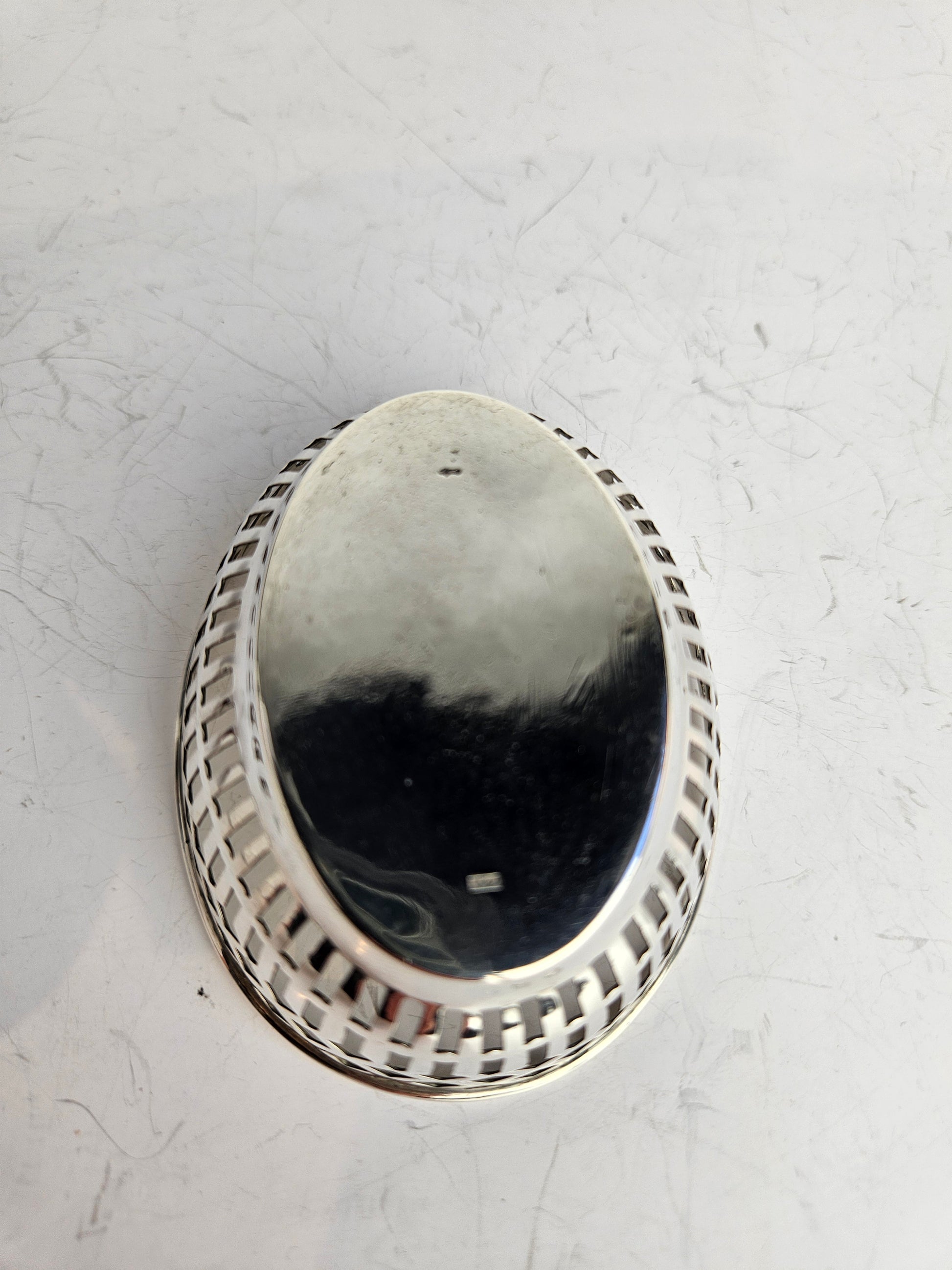 Antiek Zilveren Ajour Bonbonmandje