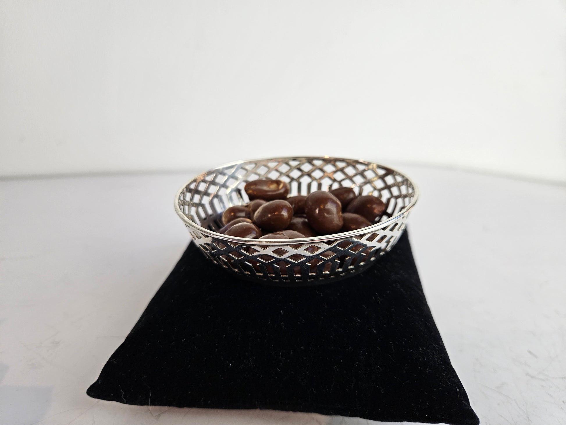 Antiek Zilveren Ajour Bonbonmandje