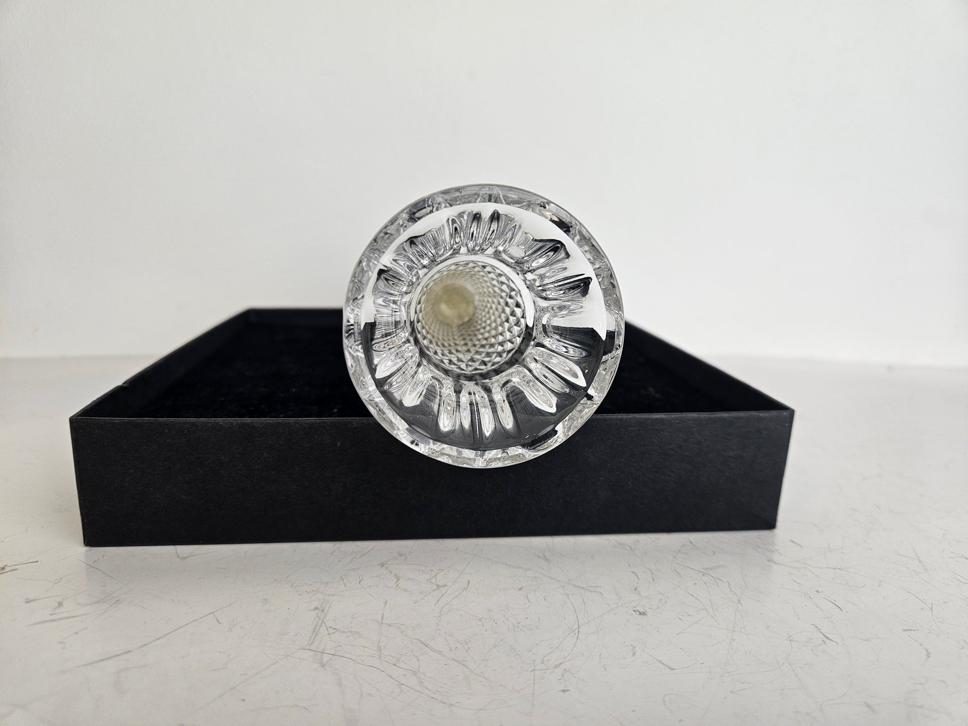 Kristallen vaasje op zilveren voet | 14,5 cm