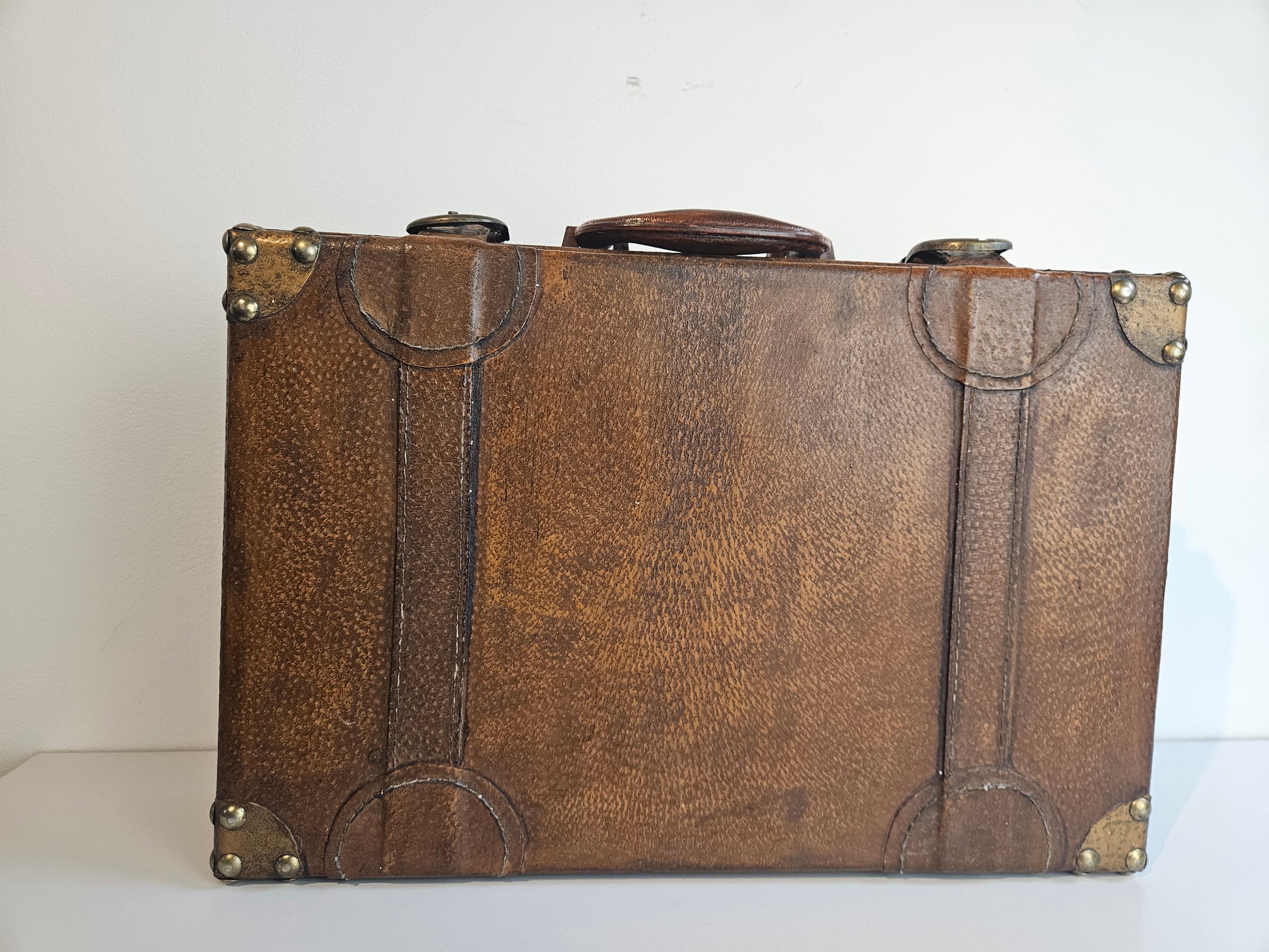 Vintage houten koffertje – decoratief en karaktervol – 36 cm