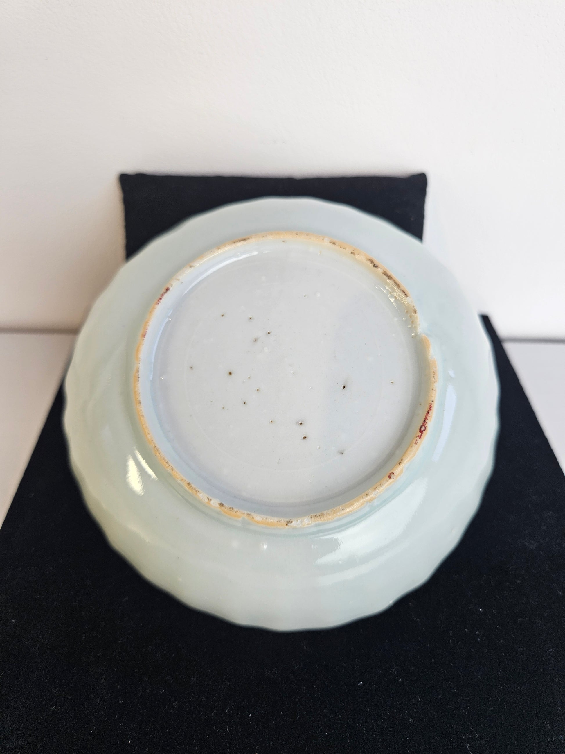 Amsterdams bont porseleinen bordje - 18 eeuw