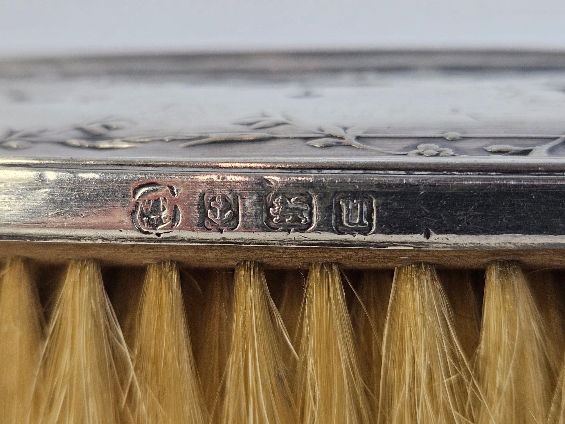 Antieke Sterling Zilveren Kleerborstel – Birmingham 1919