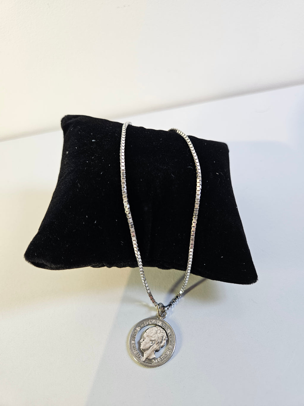 Zilveren "Stil Verzet" Ketting – Wilhelmina Kwartje in Venetiaanse Schakel