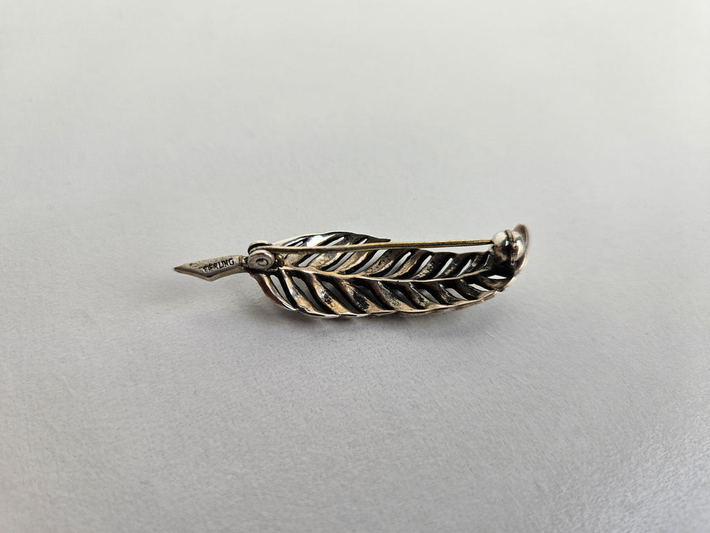 Vintage Zilveren Veer Broche met Steentjes