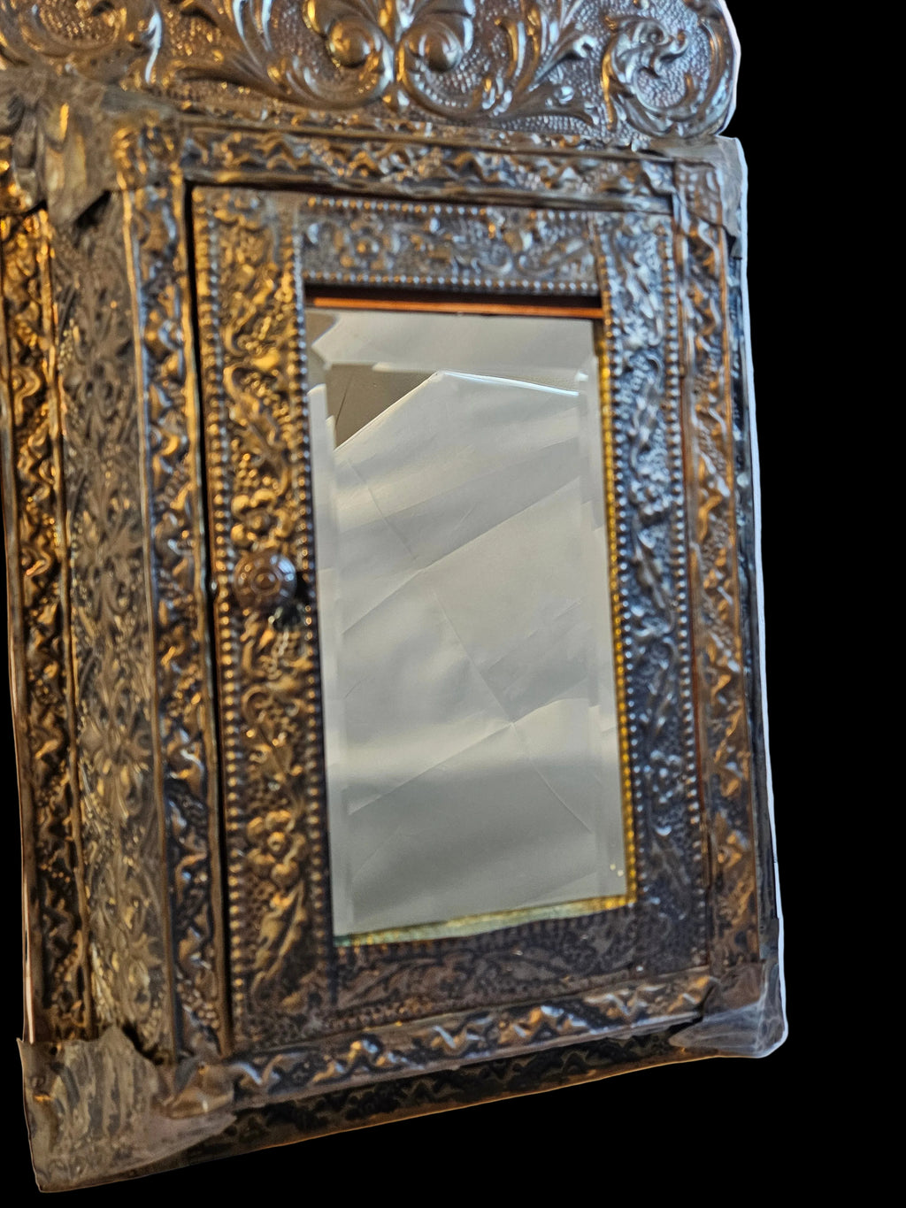 Antiek Latoen Koperen Borstelkastje met Spiegel - Oud-Hollands Halspiegelkastje - 27 x 55 cm