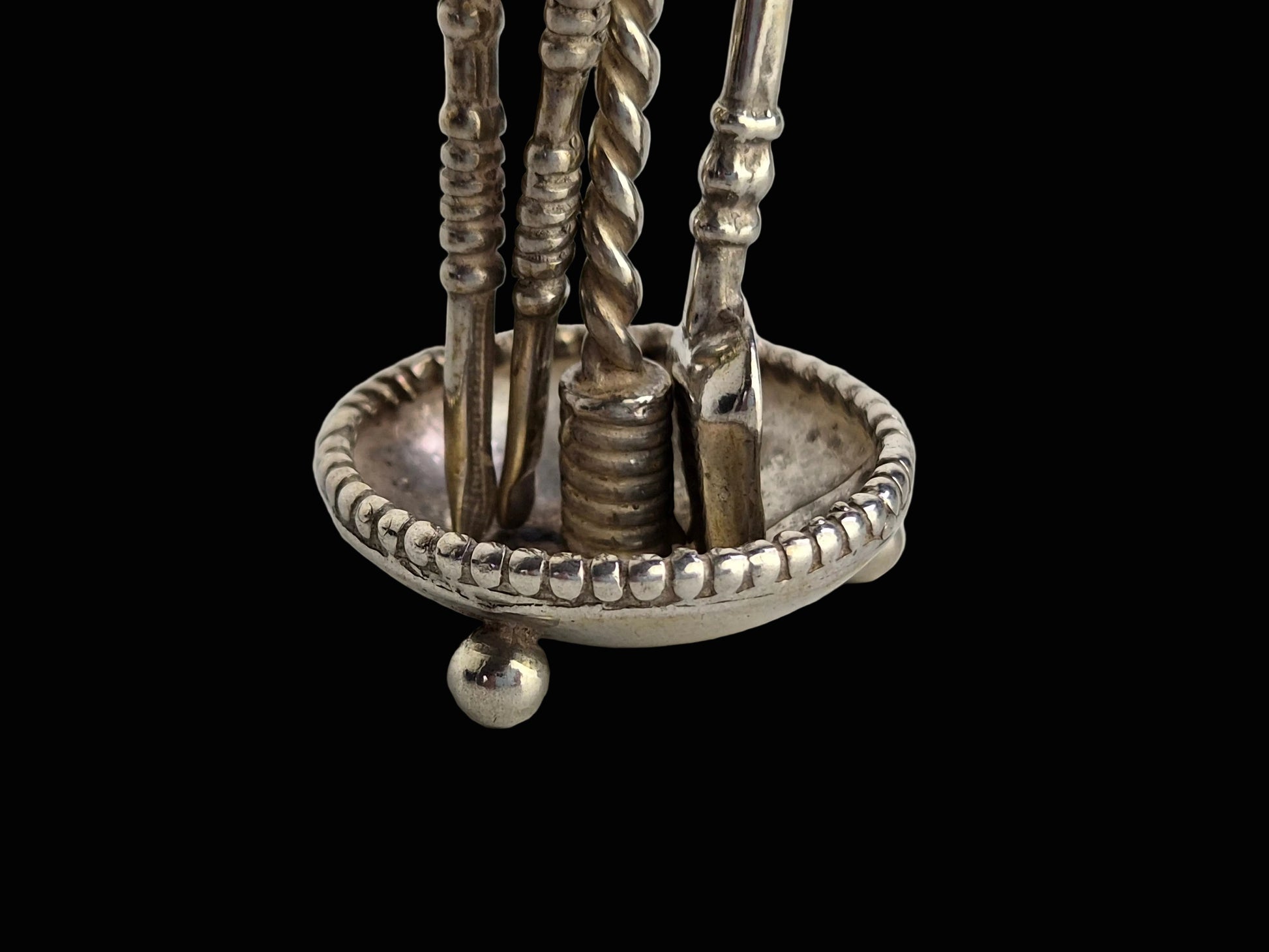 Antiek Zilveren Miniatuur Haardstel – 20 gram – 5,5 cm – Poppenhuiszilver / Miniatuurzilver