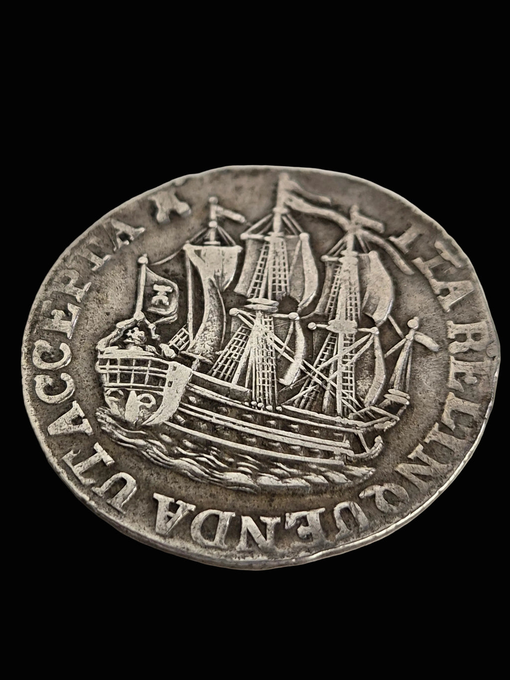 18e-eeuwse Zilveren Scheepjesschelling 1766 – Zeeland – VOC Tijdperk maritieme munt