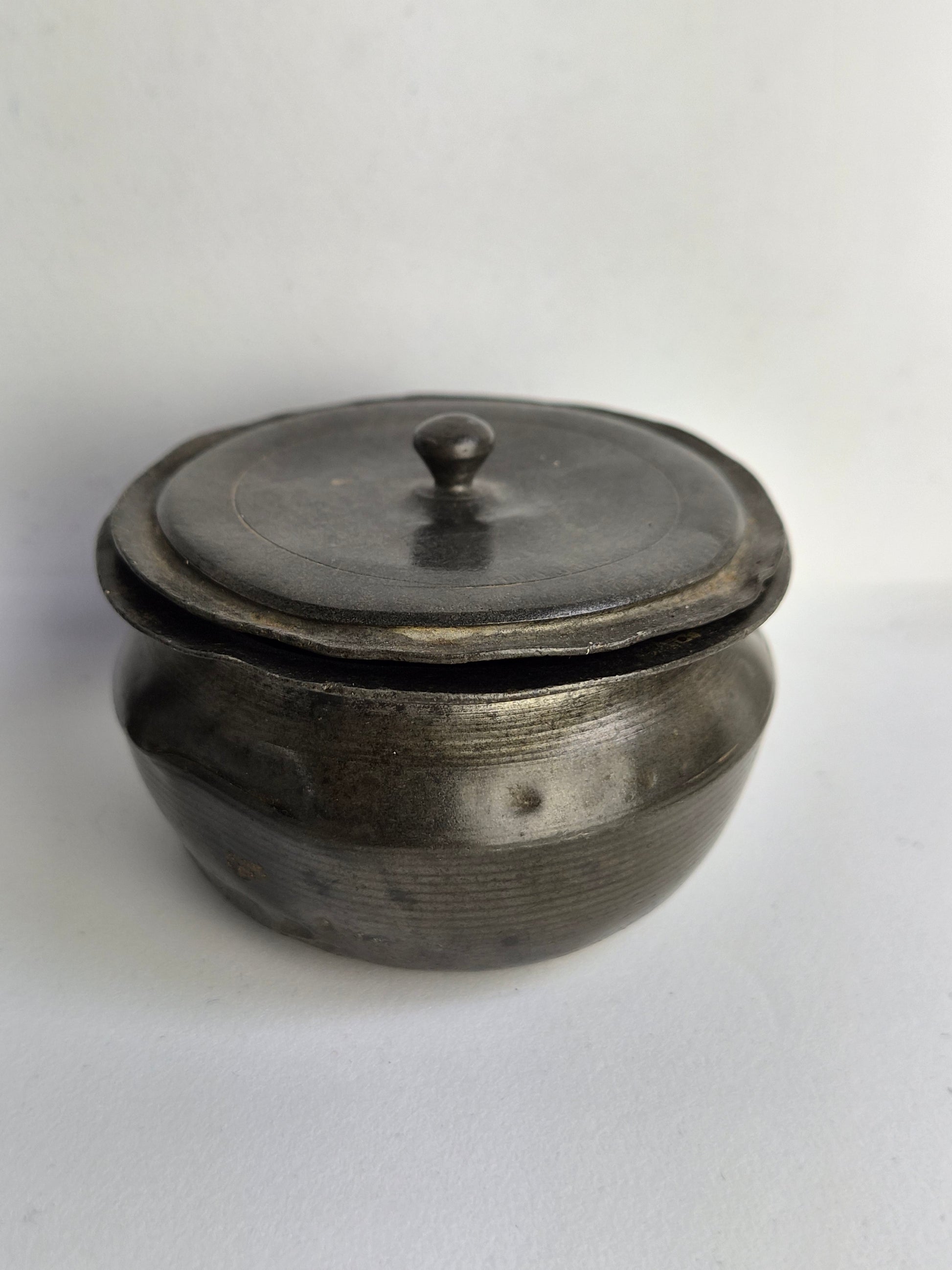 Antiek Tinnen Kinderservies van I.H. Bours (1791-1842) – Origineel 19e-eeuws Speelgoed uit Venlo
