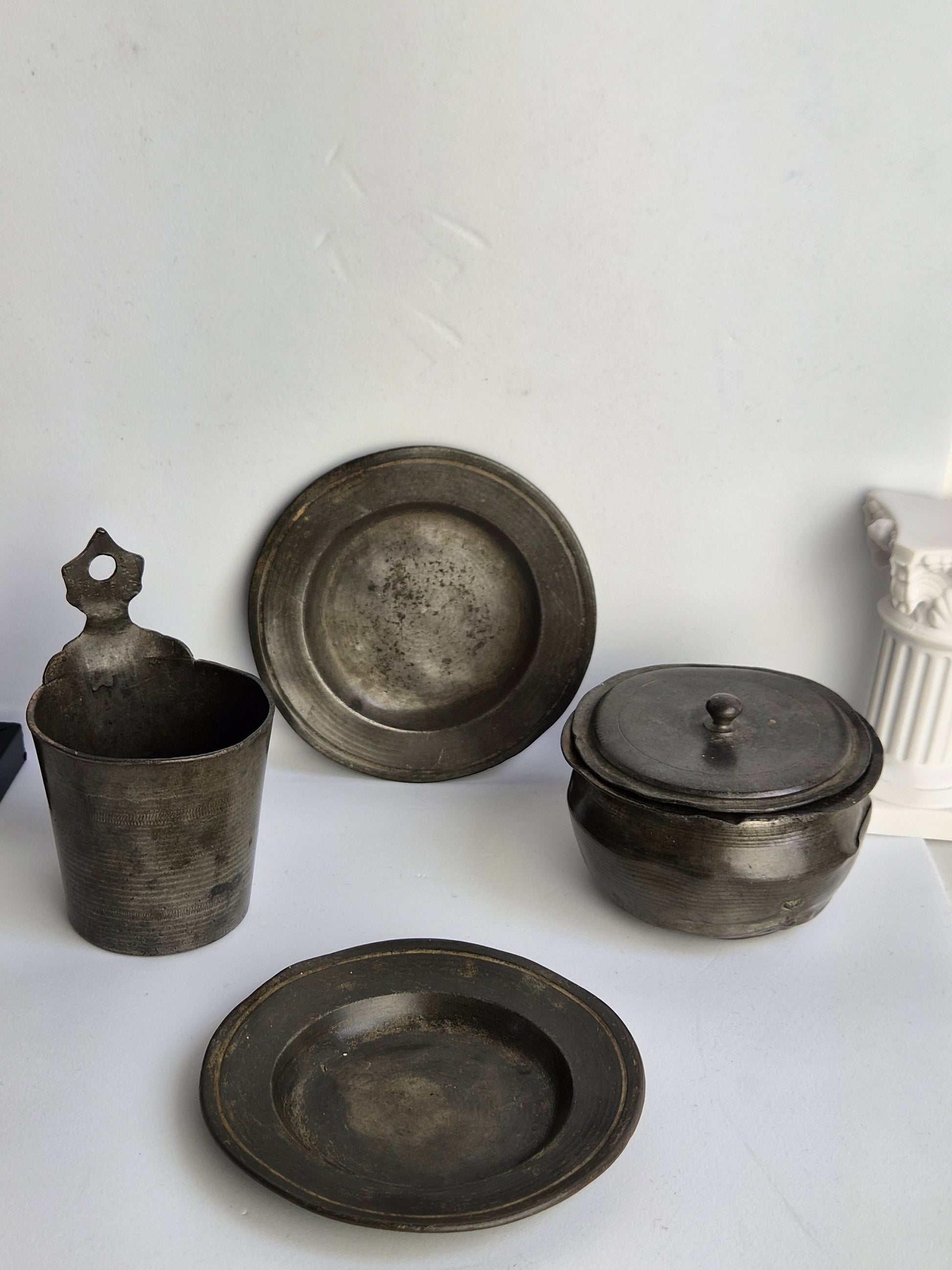 Antiek Tinnen Kinderservies van I.H. Bours (1791-1842) – Origineel 19e-eeuws Speelgoed uit Venlo