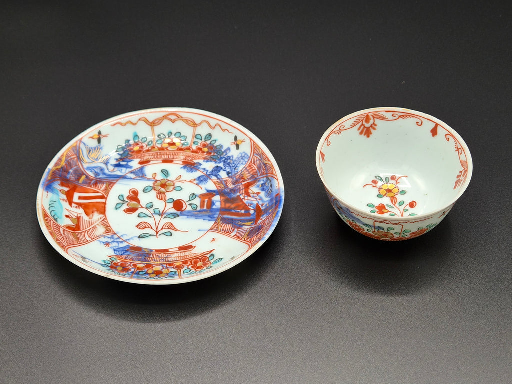 Antiek Chinees Porseleinen Kop en Schotel – Amsterdams Bont – Handbeschilderd - Qing-dynastie (Qianlong-periode, ca. 1740-1760)