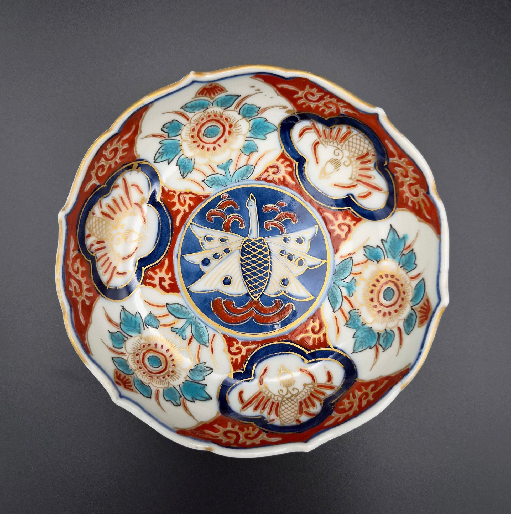 Antieke Japanse Imari Kom – Arita Porselein - Ø 11,6 cm – Fuku Merk – Edo / Vroege Meiji Periode (ca. 1840–1890)