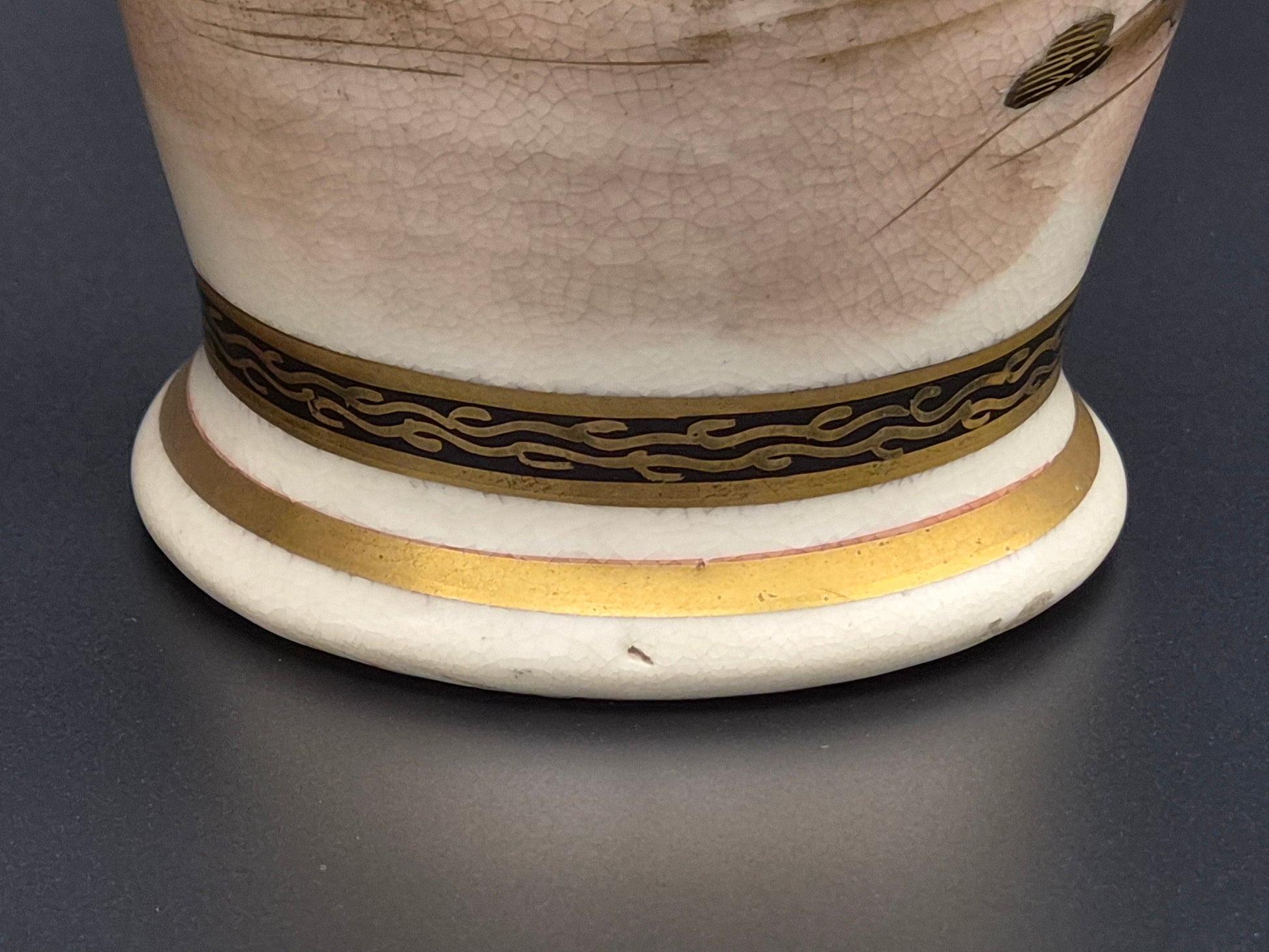 Antiek Spiegelpaar Satsuma Vazen 25 cm | Berg Fuji | Shimazu Mon | Japans Porselein