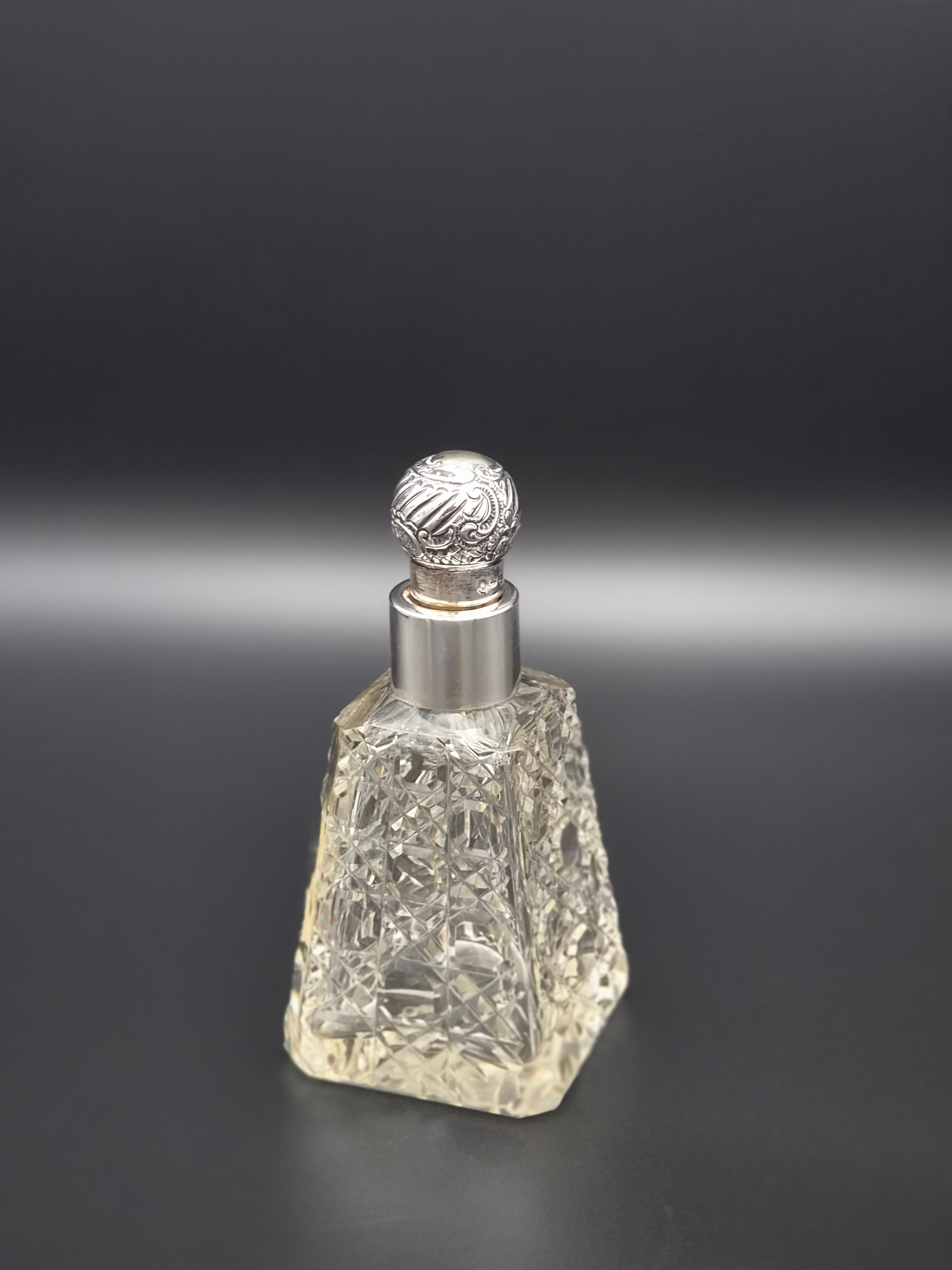 Antieke Victoriaanse Parfumflacon – George Betjemann & Sons (Londen, 1913)