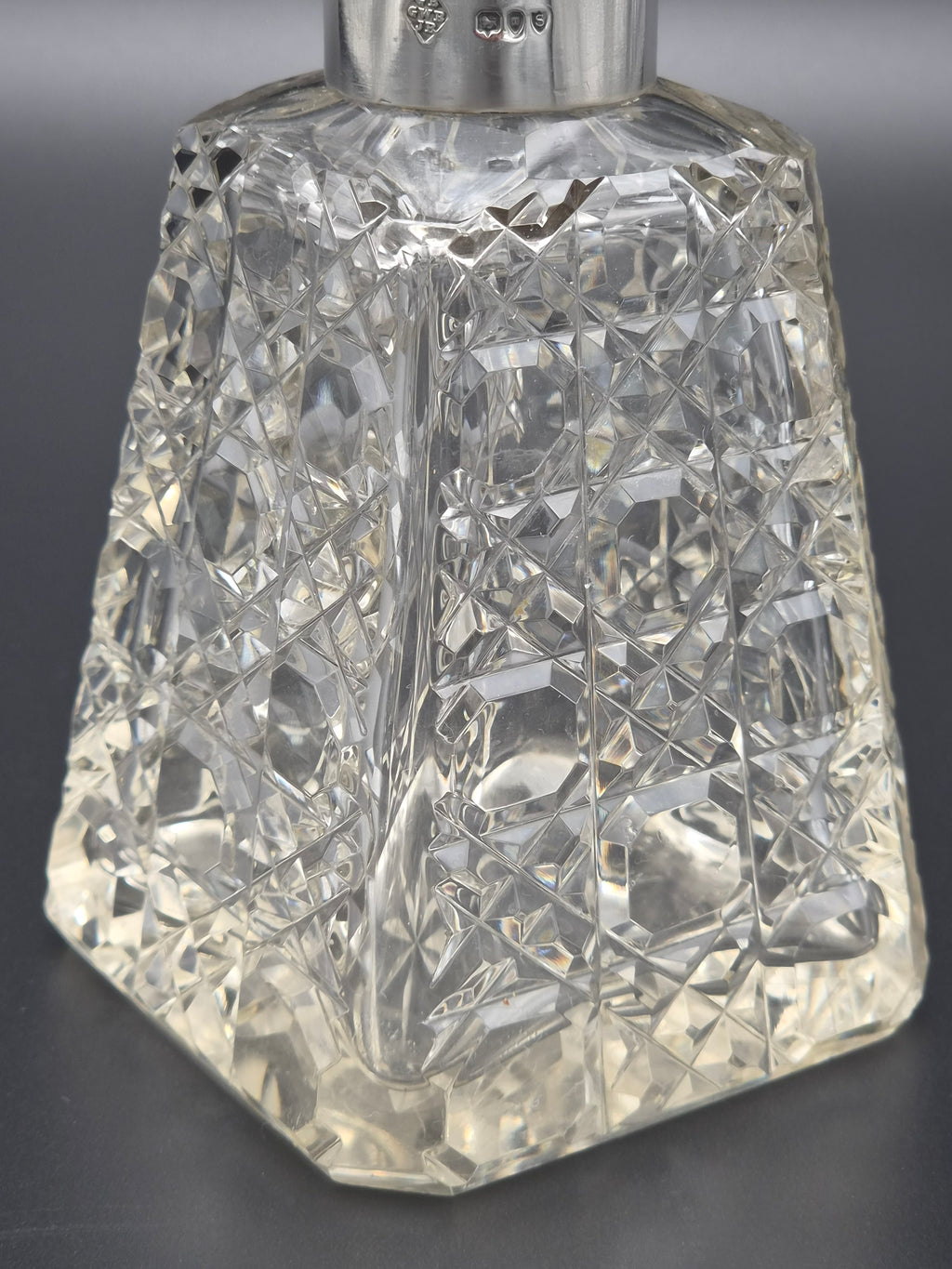 Antieke Victoriaanse Parfumflacon – George Betjemann & Sons (Londen, 1913)