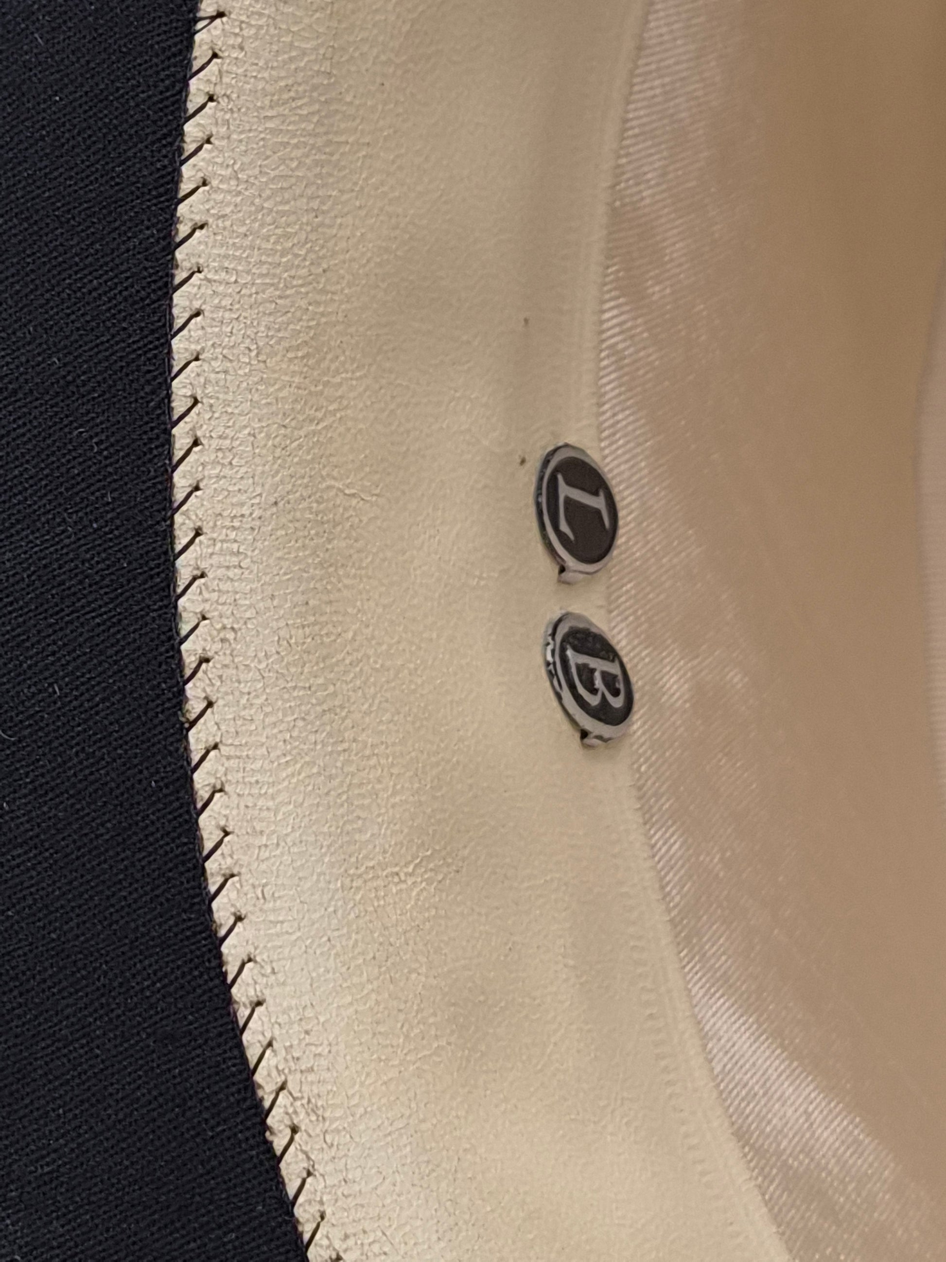 Antieke Hoge Hoed Molsvel incl. Originele Doos &amp; Handschoenen – Ed. Pelger Den Haag