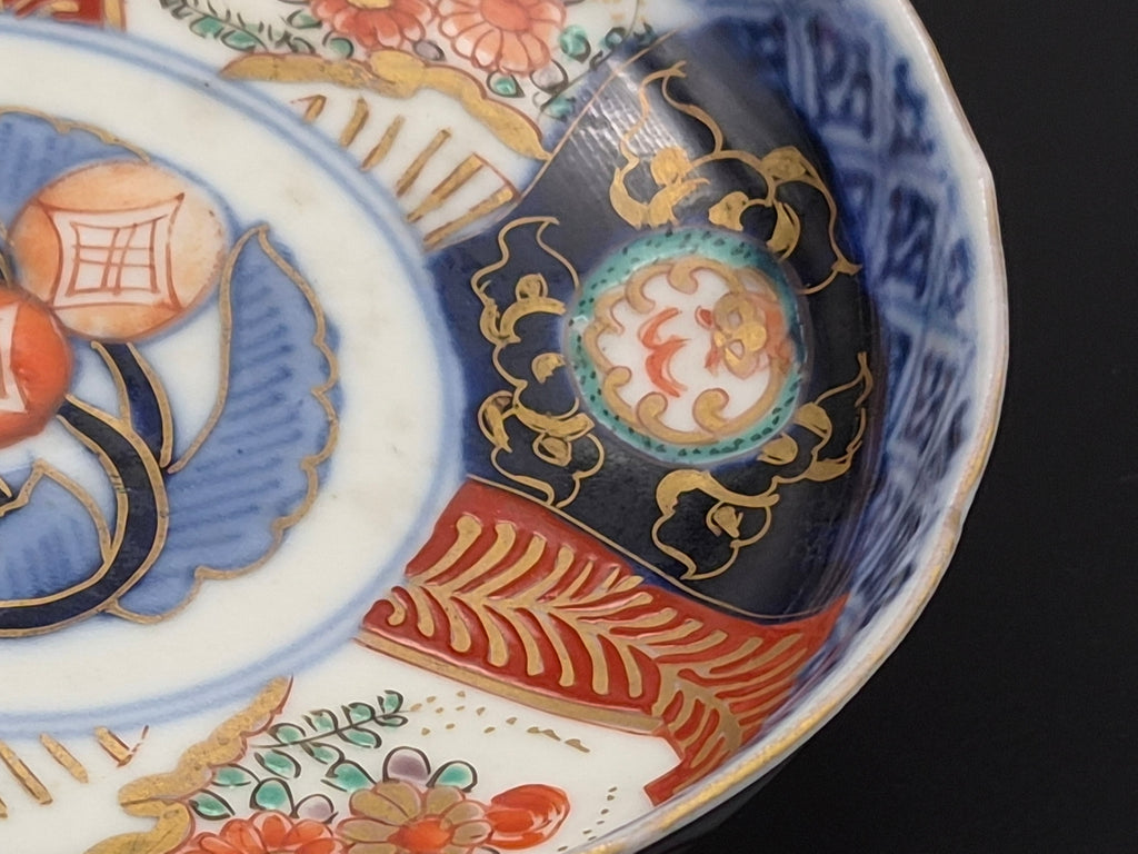 Antiek Japans Imari Porseleinen Schoteltje – Edo Periode – ø 12 cm