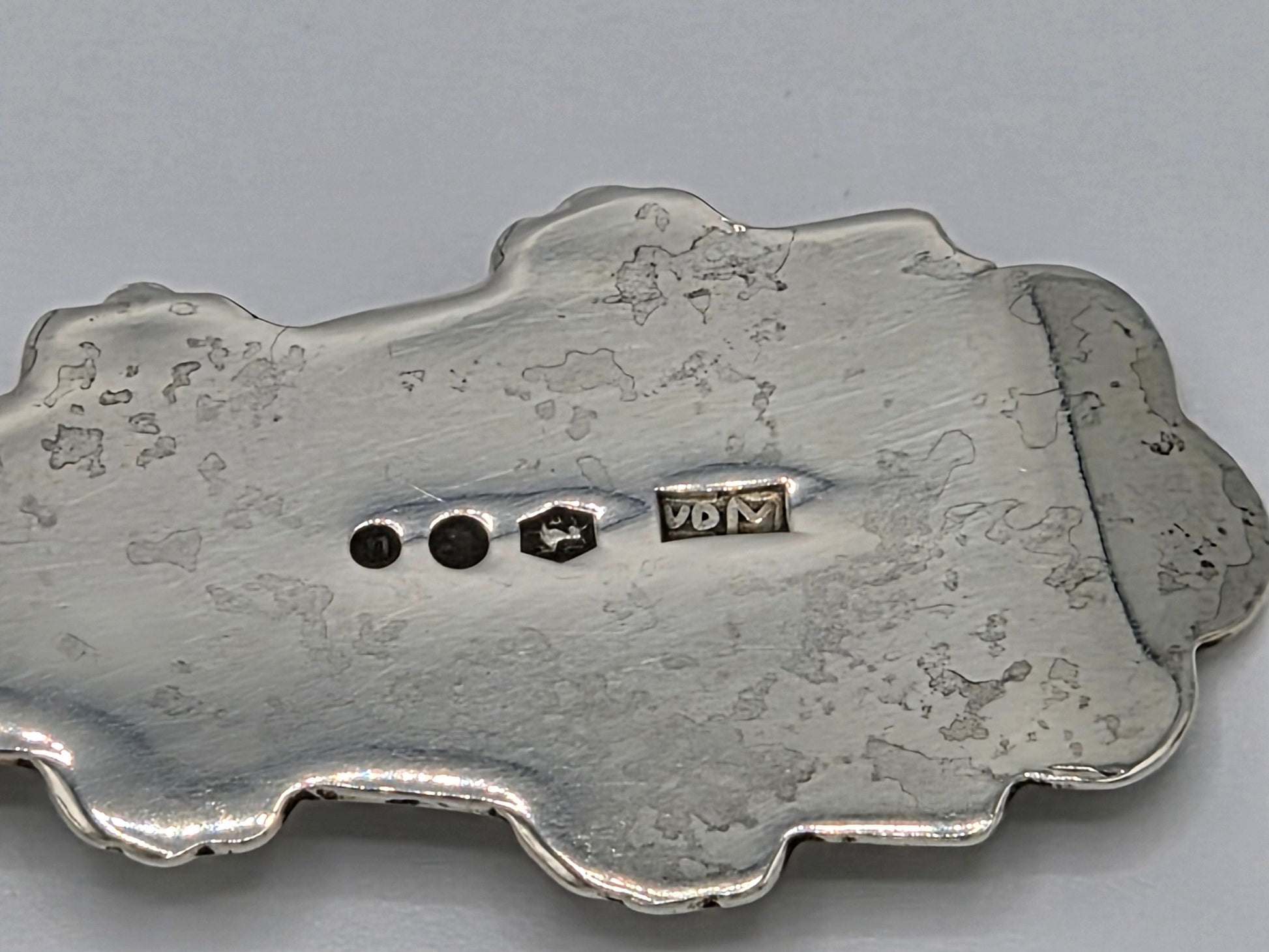 Antieke Zilveren Suikerschep – Model Kolenschop met Getordeerde Steel – J.H. van der Meulen (Joure)