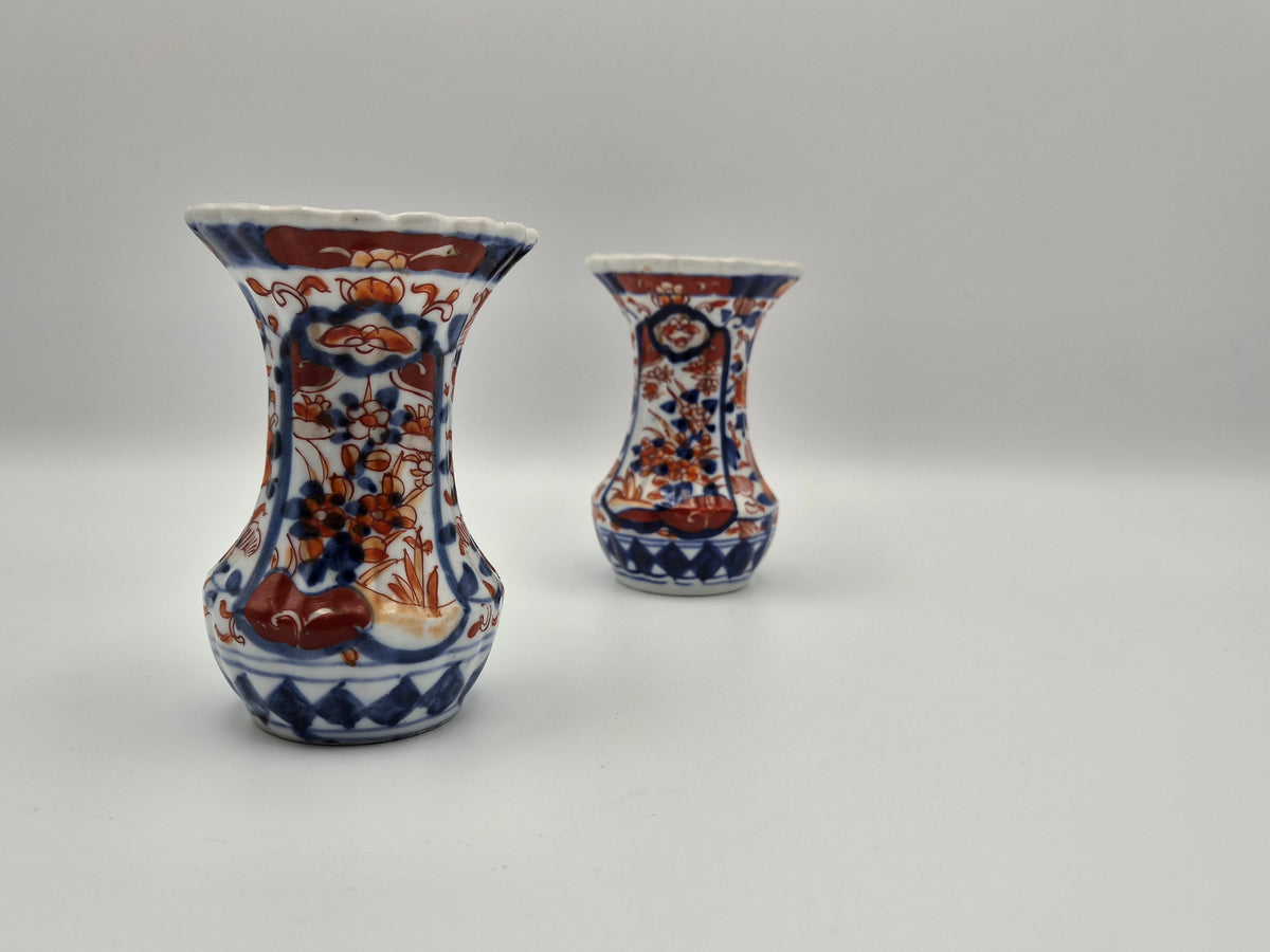 Paar Japanse Imari Vaasjes – Blauw & IJzerrood – ca. 1900