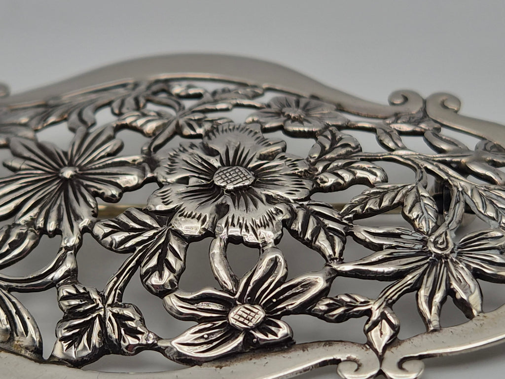 Grote Zilveren Bloemenbroche – Gebr. Niekerk Schoonhoven – 835 Zilver