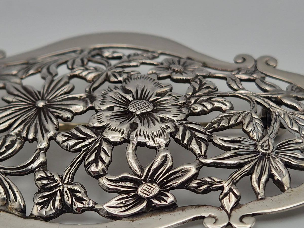 Grote Zilveren Bloemenbroche – Gebr. Niekerk Schoonhoven – 835 Zilver