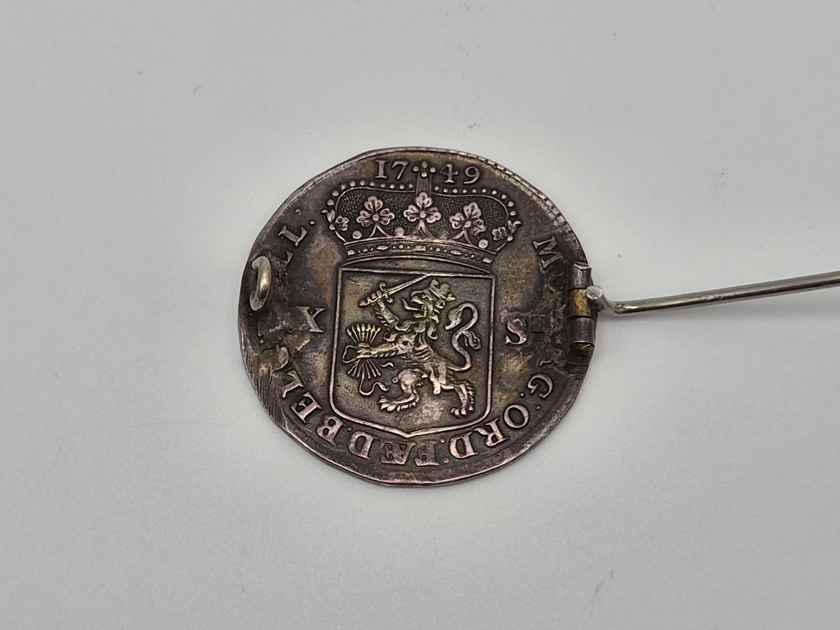 Antieke Zilveren Hollandse X Stuiver 1749 – Dordrecht – Muntbroche