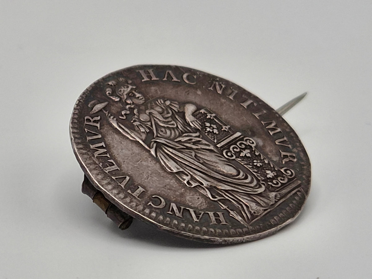 Antieke Zilveren Hollandse X Stuiver 1749 – Dordrecht – Muntbroche