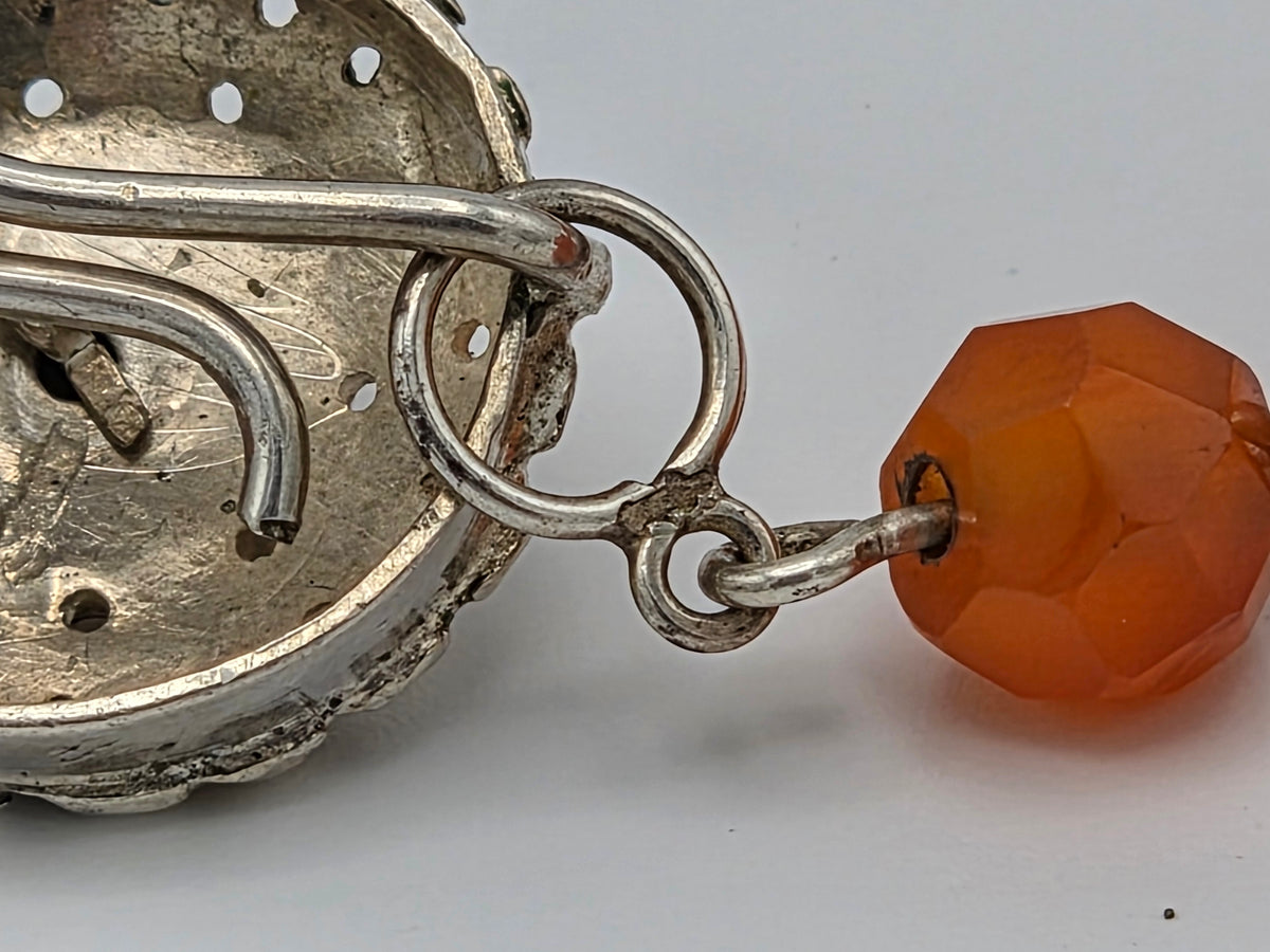 Antieke Carneool Ketting met Zilveren Sluiting – Nederlands Zilver