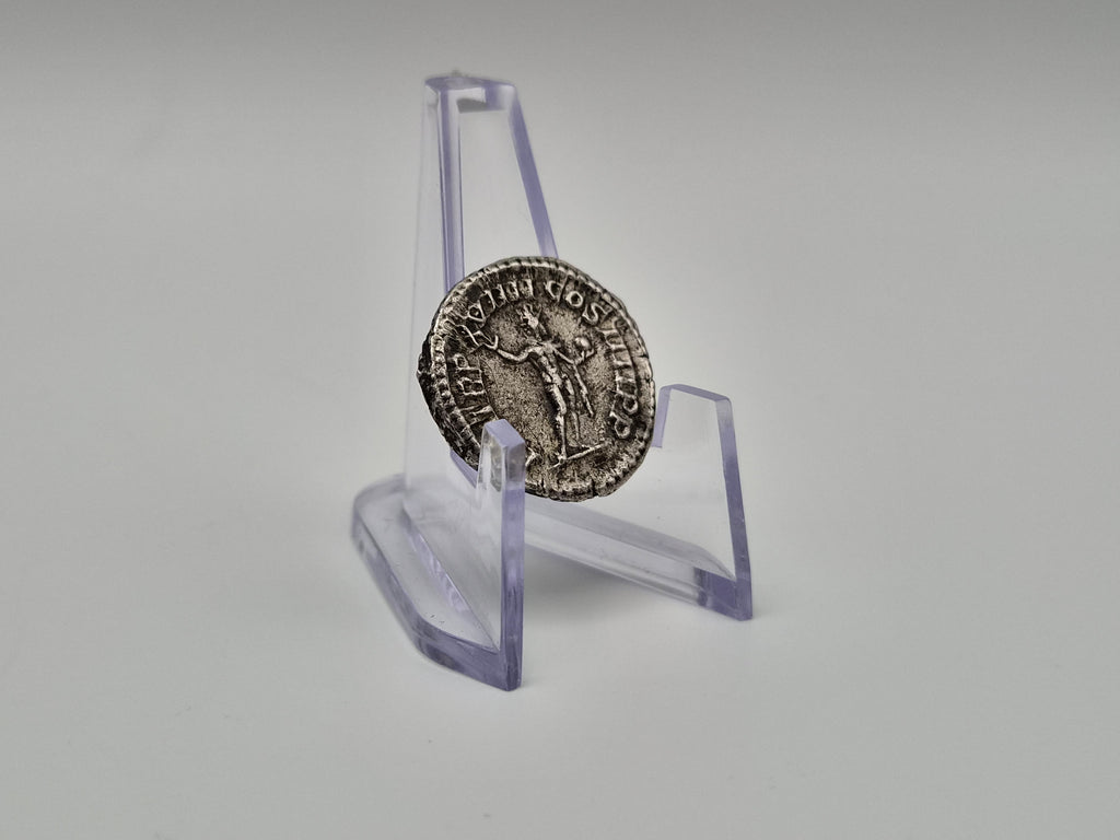 Romeinse zilveren denarius van Caracalla – Sol, ca. 216 n.Chr.