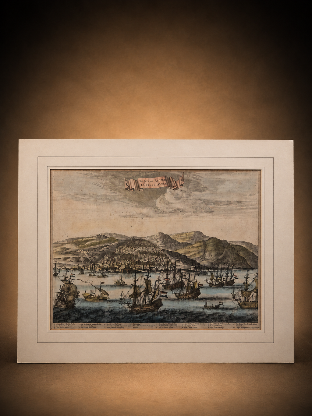 Antieke Handgekleurde Gravure ‘De Stad Algiers’ – Michiel de Ruyter voor Algiers – 17e-eeuwse Zeegeschiedenis – Ingelijst
