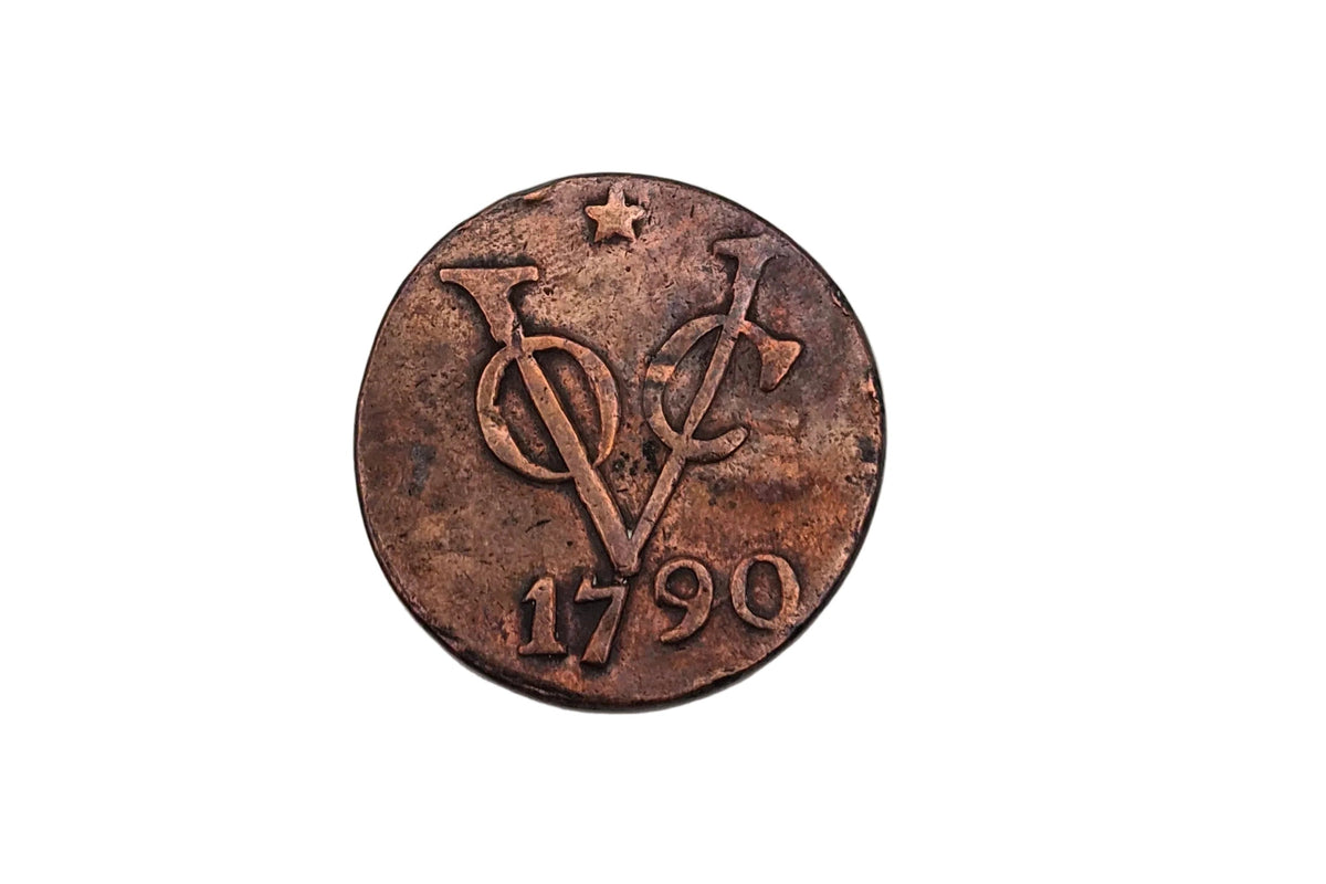 Dubbele duit VOC-munt uit 1790 – Utrecht- voorkant van de munt met het VOC monogram en het jaartal 