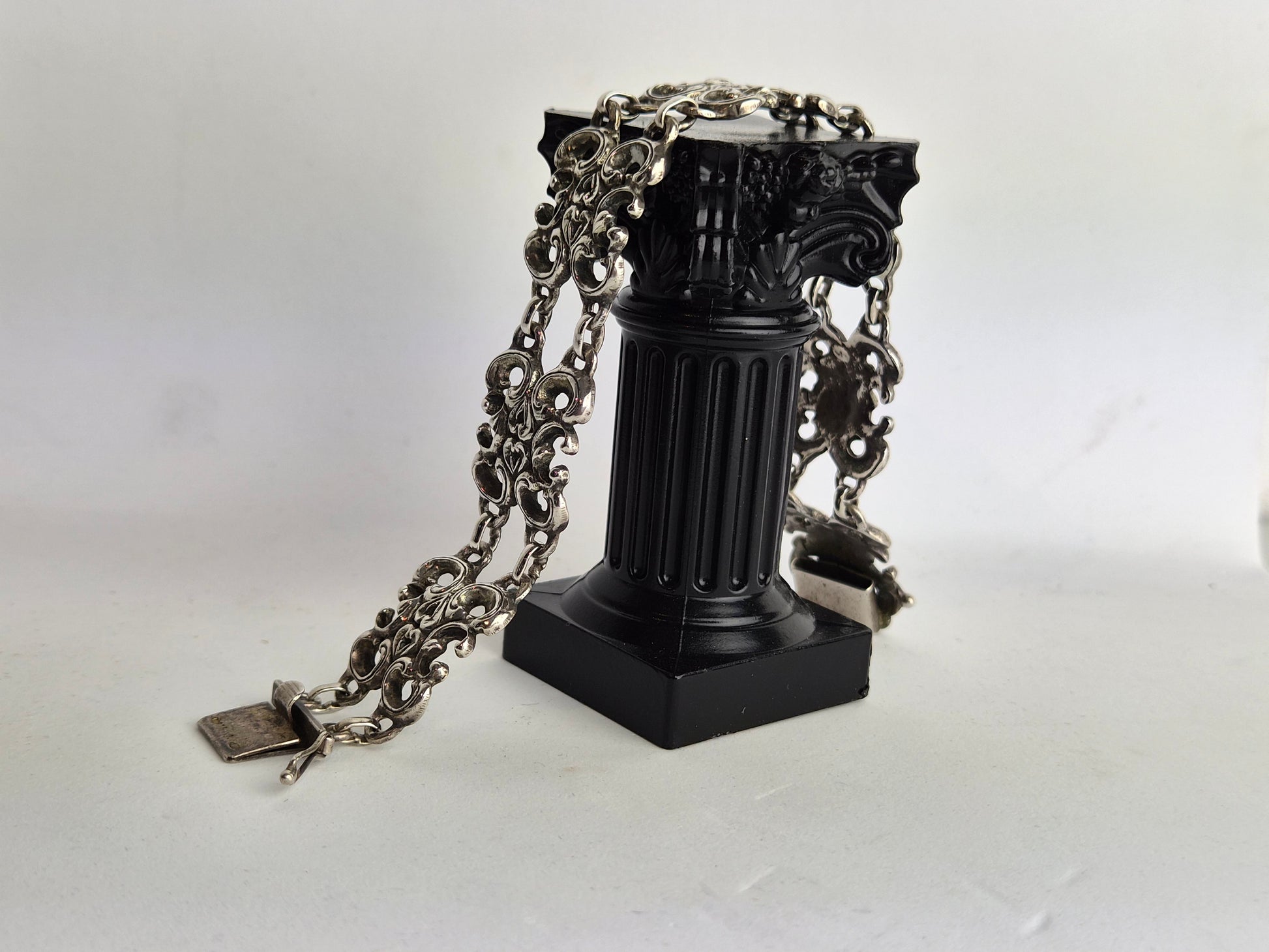 Vintage Duitse 835 Zilveren Schakelarmband – Opengewerkt Filigrain – Barok Design