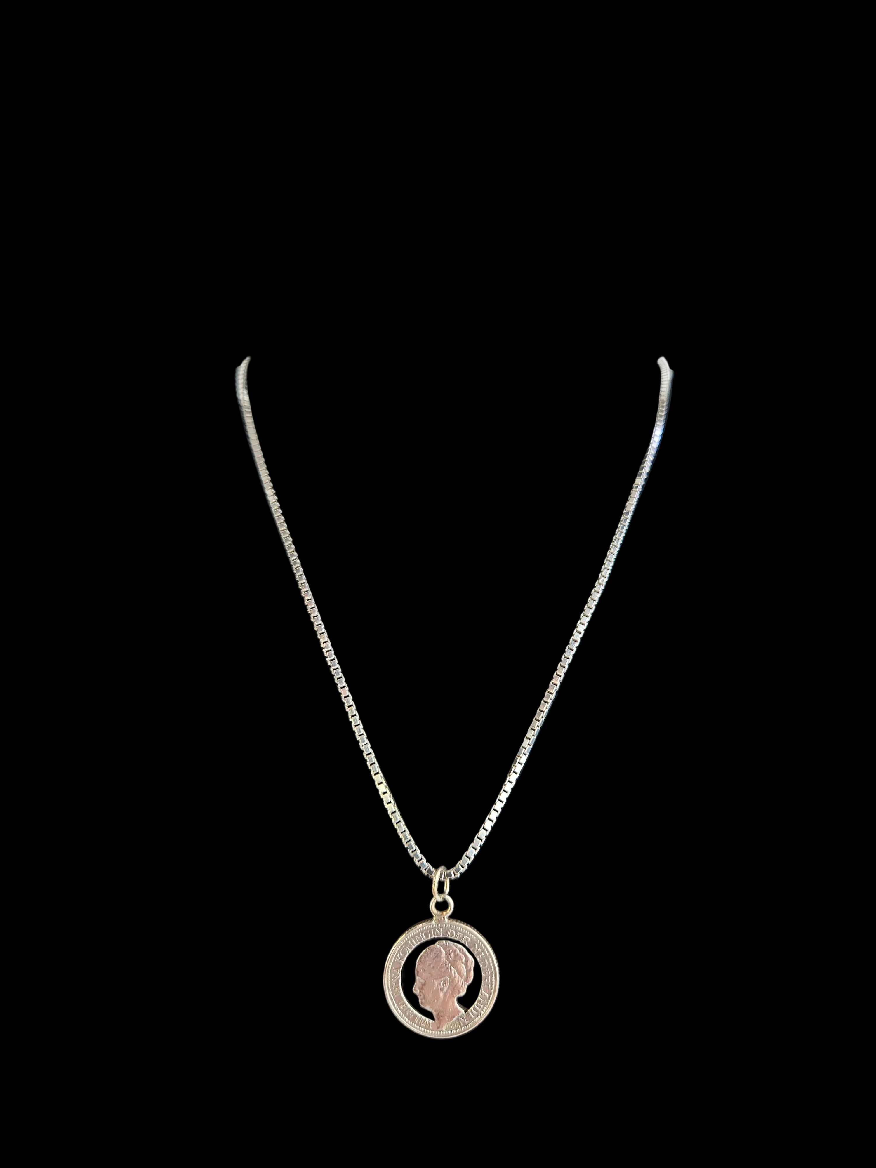 Zilveren "Stil Verzet" Ketting – Wilhelmina Kwartje in Venetiaanse Schakel