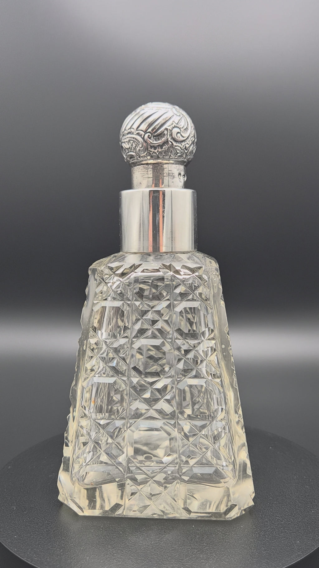 Antieke Victoriaanse Parfumflacon – George Betjemann & Sons (Londen, 1913)