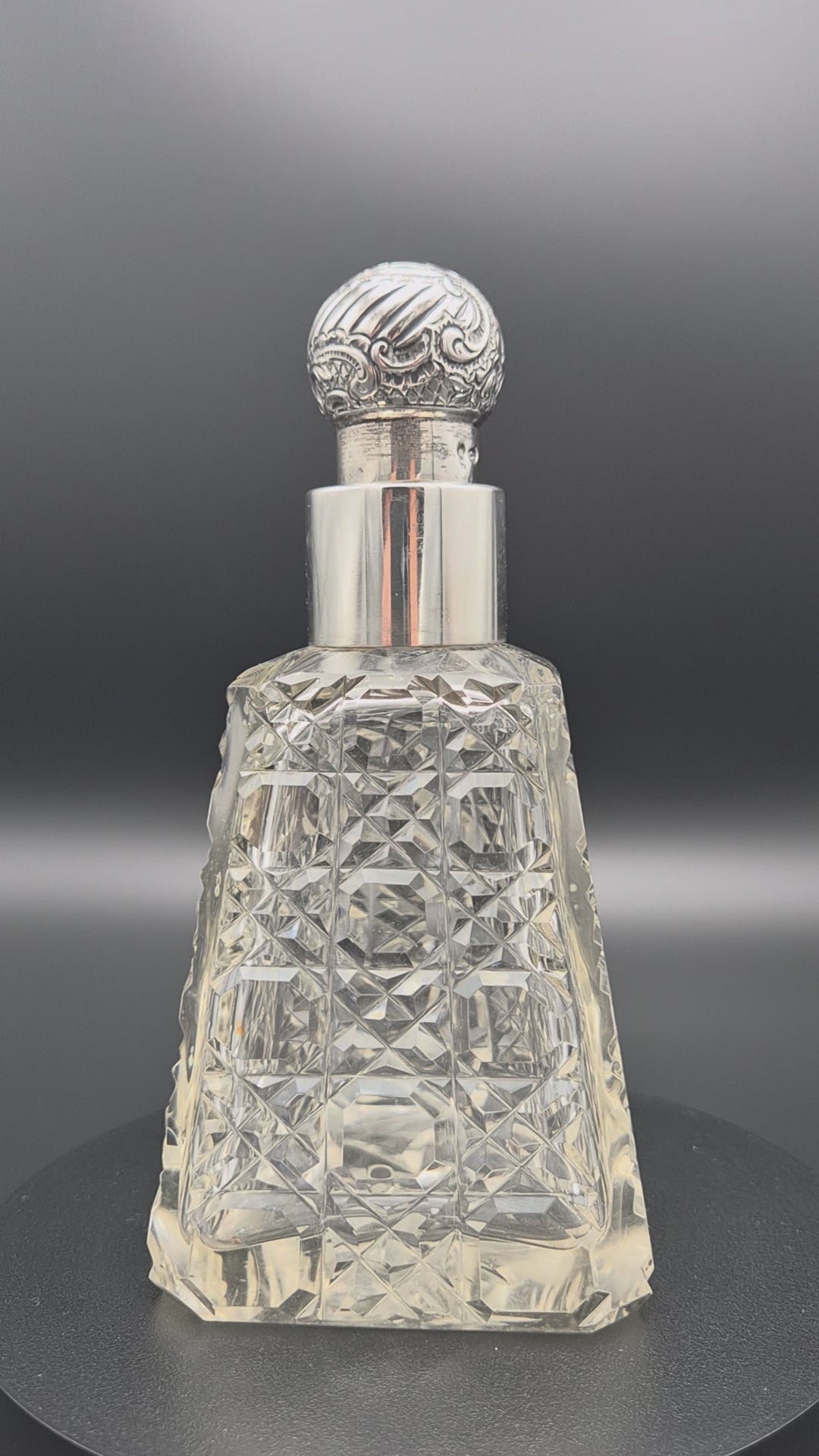 Antieke Victoriaanse Parfumflacon – George Betjemann & Sons (Londen, 1913)